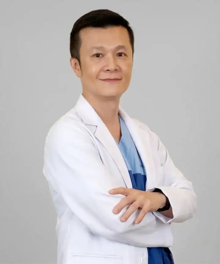 Dr. Joe (Sophon Aimsirinukul)